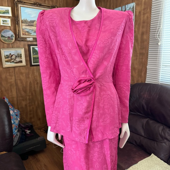 Vintage Barbiecore Retro Dress and Jacket Set - Picture 3 of 6